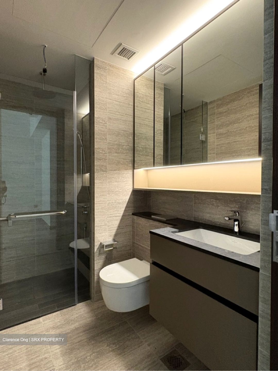 The Commodore (D27), Condominium #485315621